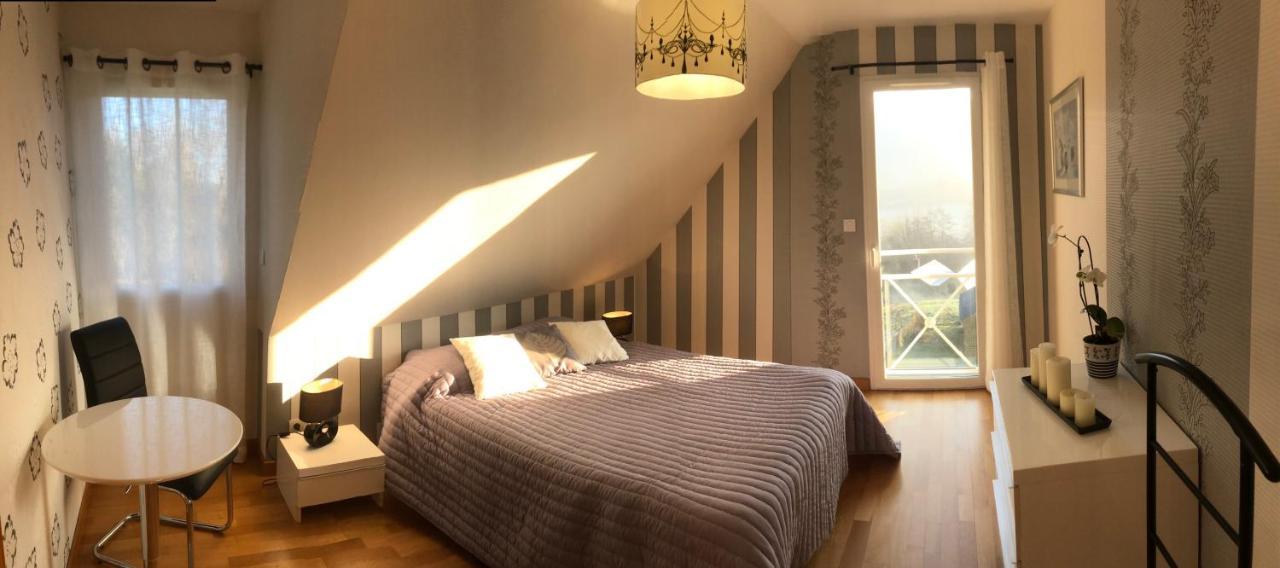 Le Jardin De Venus Bed & Breakfast La Riviere-Saint-Sauveur ภายนอก รูปภาพ